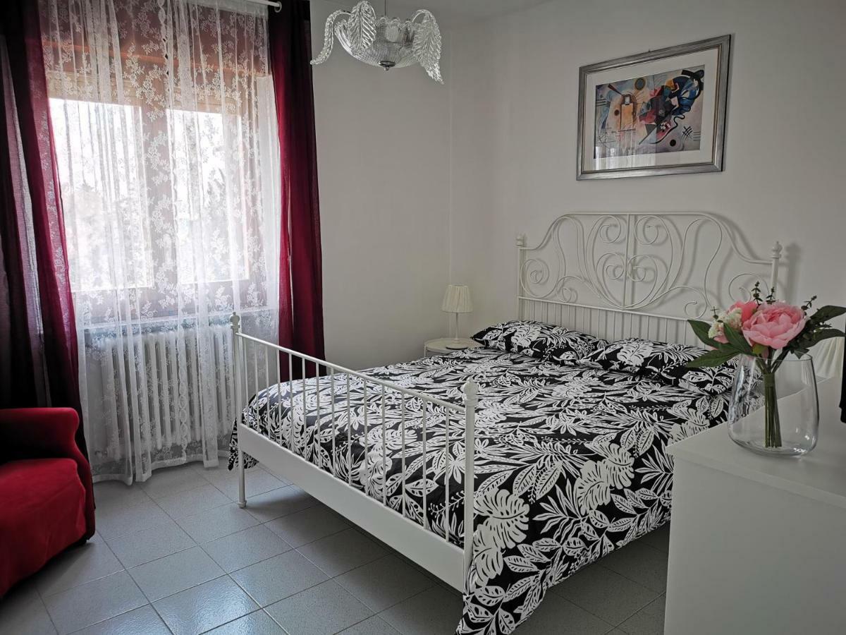 Casa Vacanze Il Rubino Villa มาเตรา ภายนอก รูปภาพ