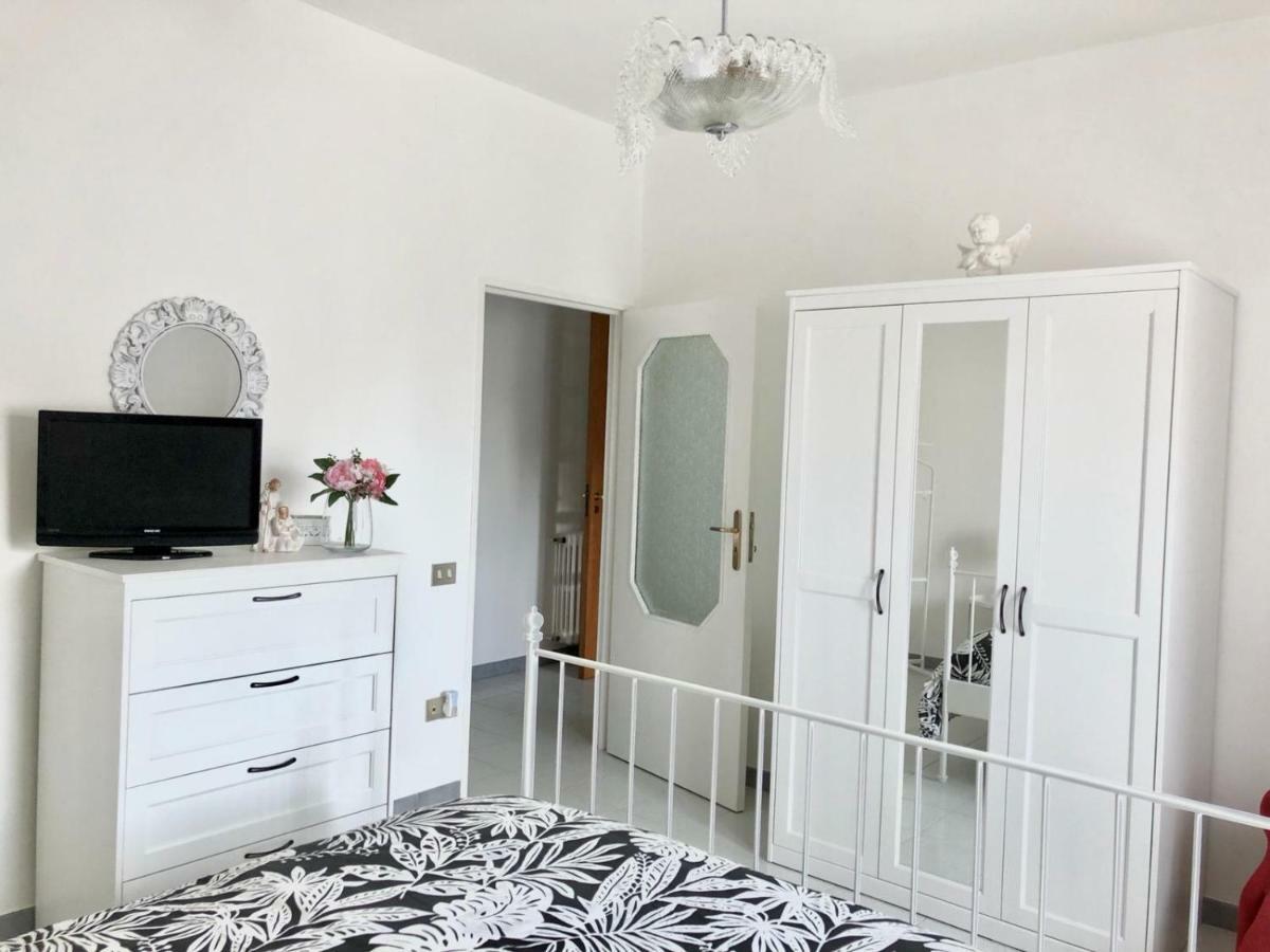 Casa Vacanze Il Rubino Villa มาเตรา ภายนอก รูปภาพ